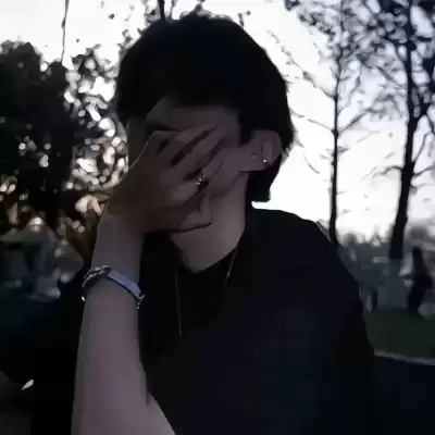 雍恨云
